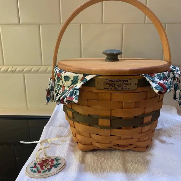 Longaberger Christmas Collection 1994 Edition Jingle Bell Basket, Liner & Insert - Picture 7 of 8